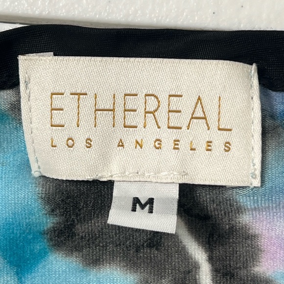 Ethereal Los Angeles Tunic Top With Asymmetrical Size Medium - Picture 5 of 10